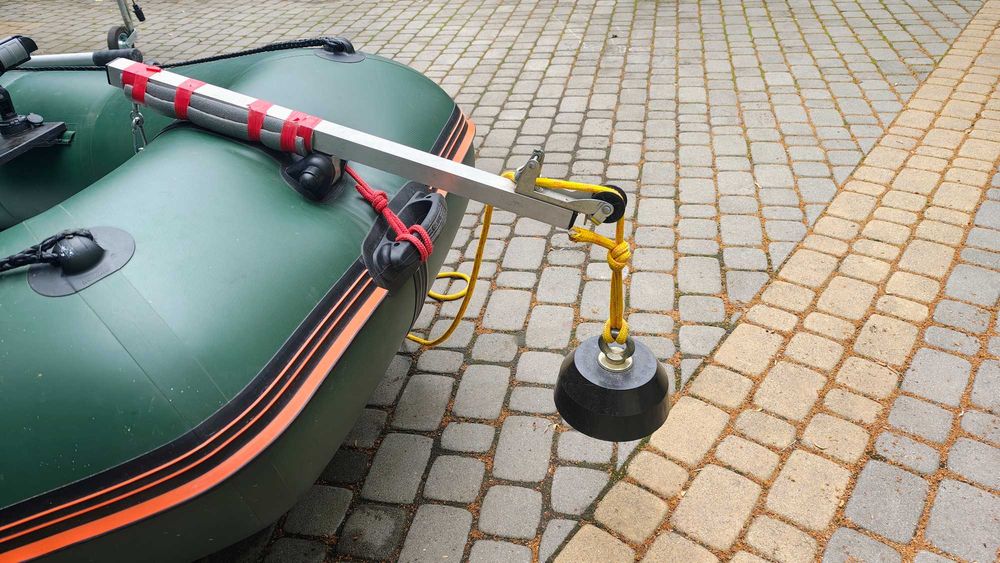 Ponton Kolibri KM 300d z kilem