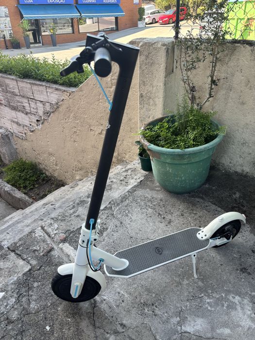 Trotinete eletrica R9 como nova
