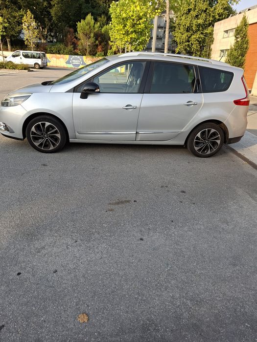Renault Grand Scenic, em bom estado. — photo 4