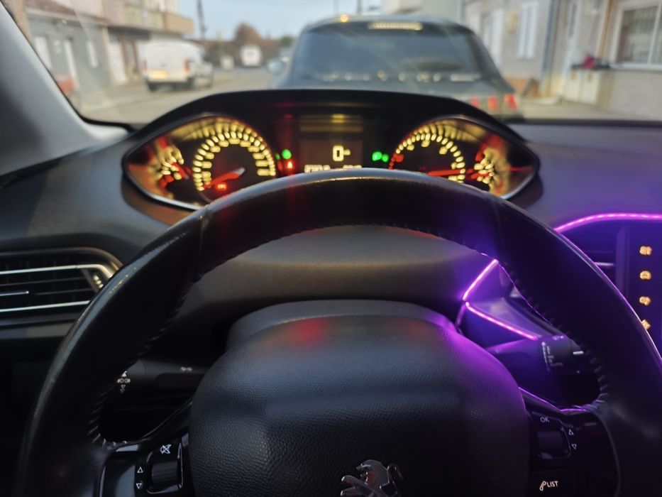 Peugeot 308 BLUEHD