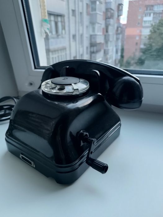 Телефон стаціонарний з ручкою раритетний