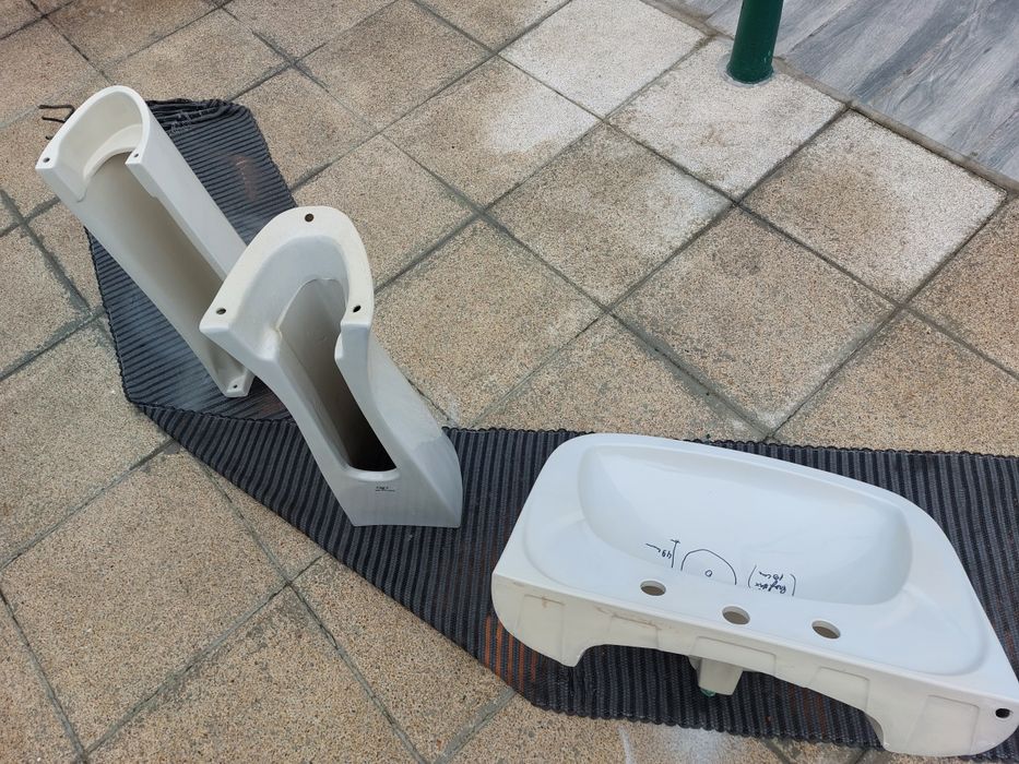 Loiça Sanitaria = Semi Novas