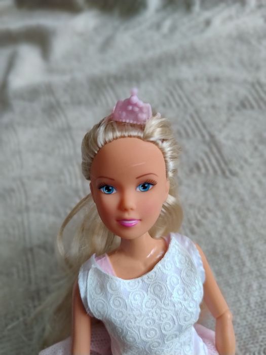 Ельза Hasbro, Барбі, Кен