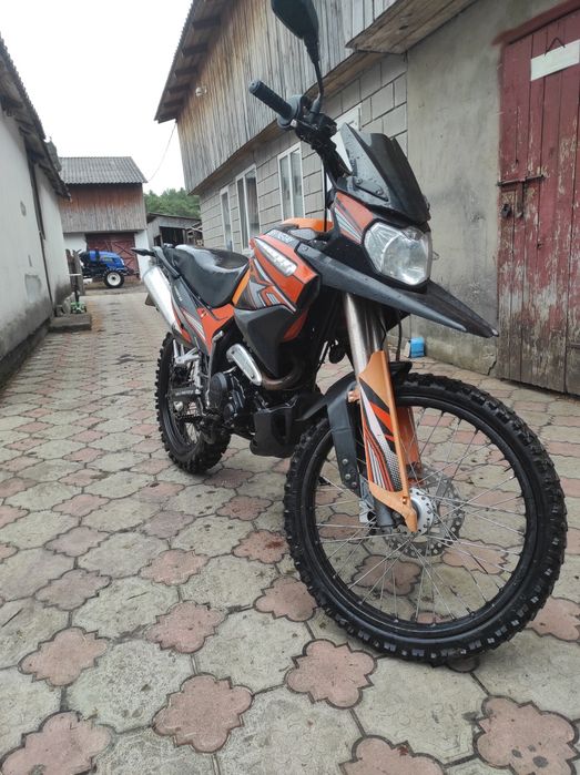 Продам щенрей 250 крос