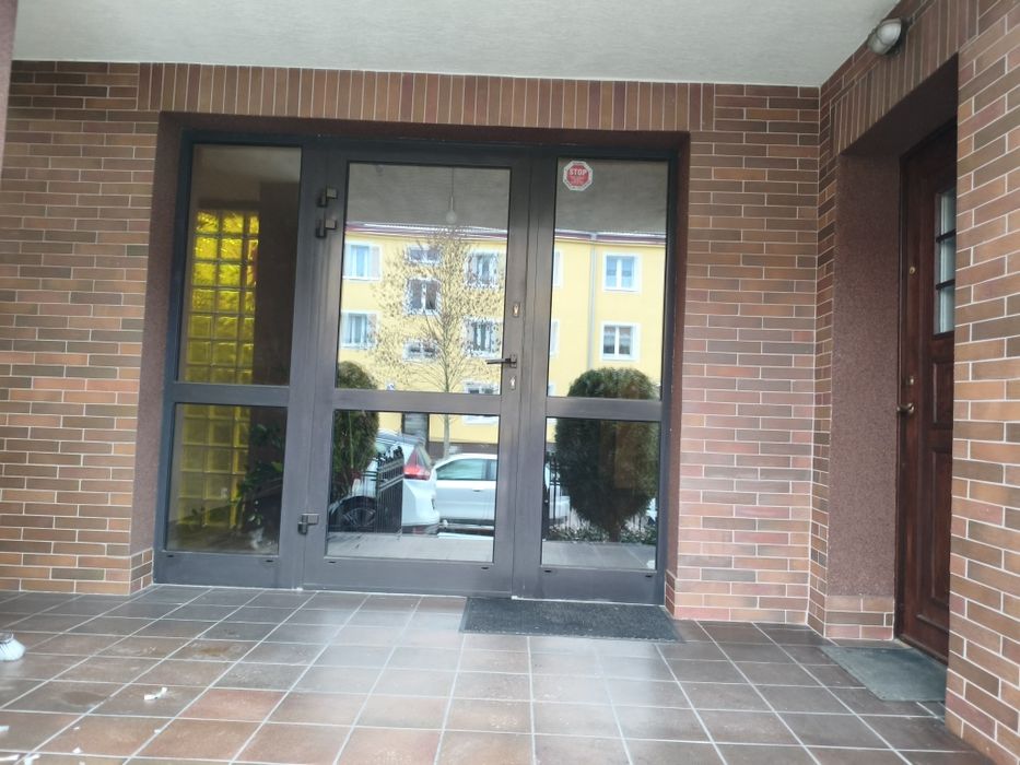 Pomieszczenie 51m2 do wynajęcia na działalność.