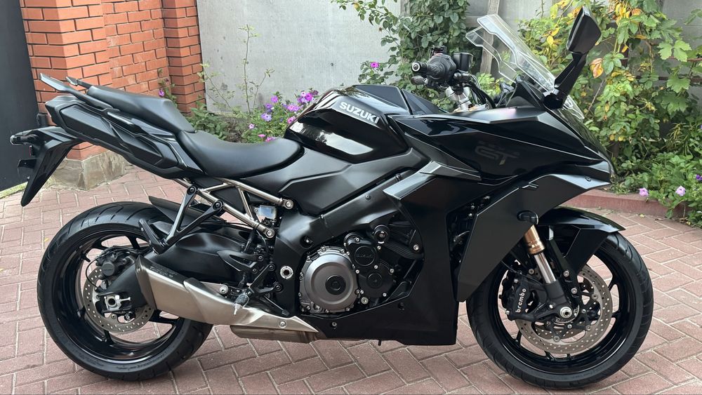 Suzuki GSX-S1000GT 2022 рік Сузуки
