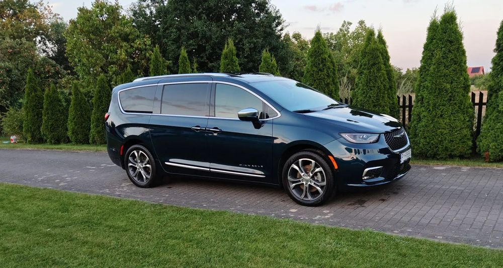 Chrysler Pacifica CHRYSLER PACIFICA PINNACLE – Luksusowy 7-osobowy Van