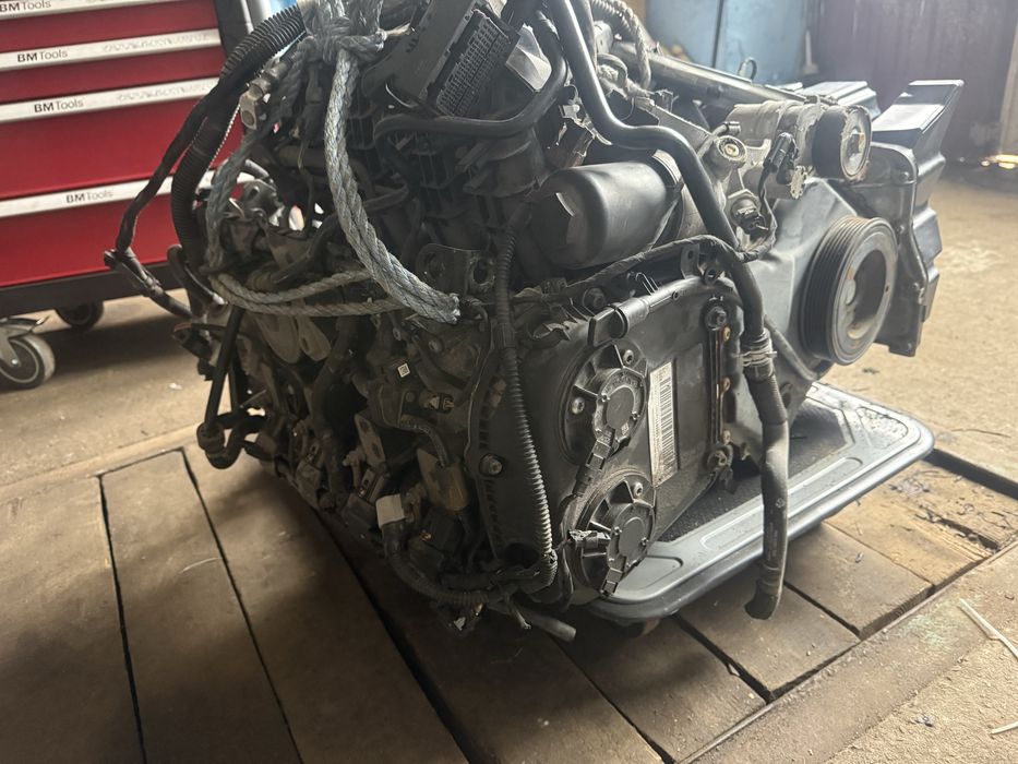 Двигун audi a4 B9