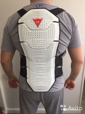 Proteção de coluna NOVA Dainese D1 Manis 49, mota.50% Desconto.Tam S-M