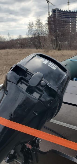 Продам лодку з двигуном та прицепом