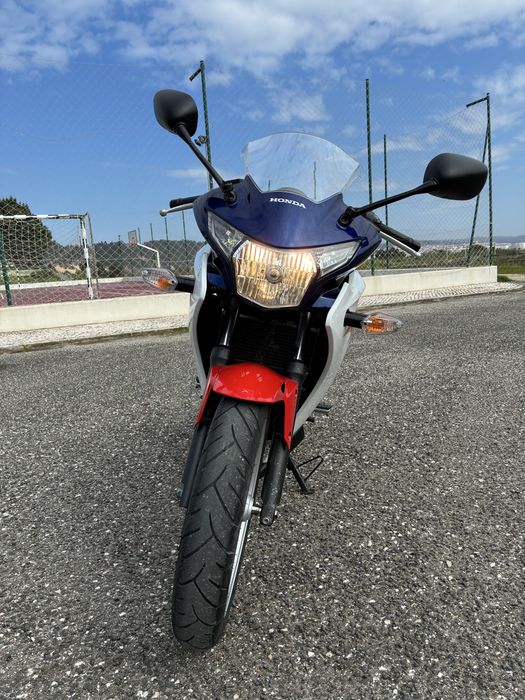 Honda CBR 250R - Poucos KM’s