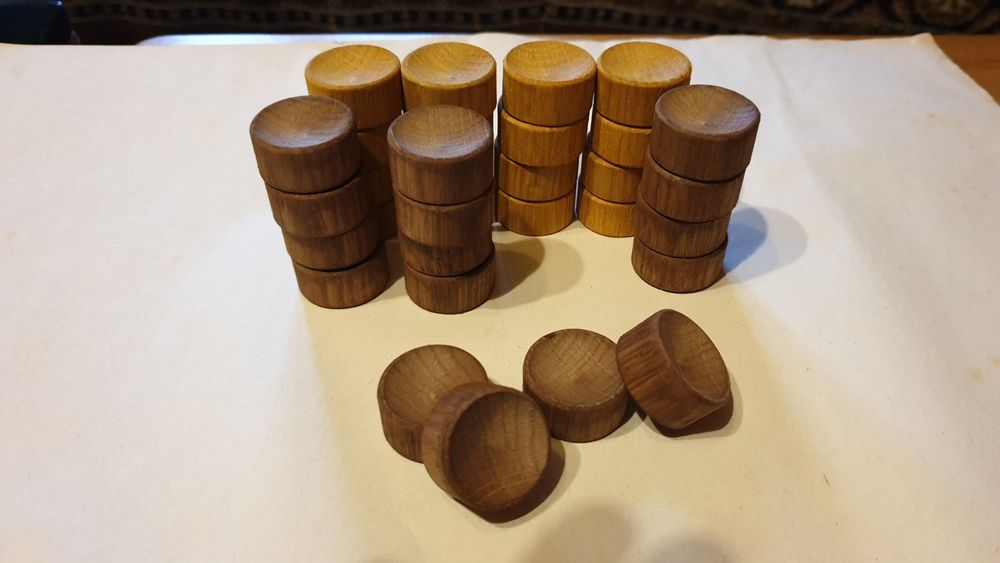 ФішкиРізних розмірівТаДіаметрів,Доміки,Кубики