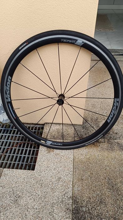 Rodas vision comp 35 SL, cassete ultegra 11v, pneus continental 5000