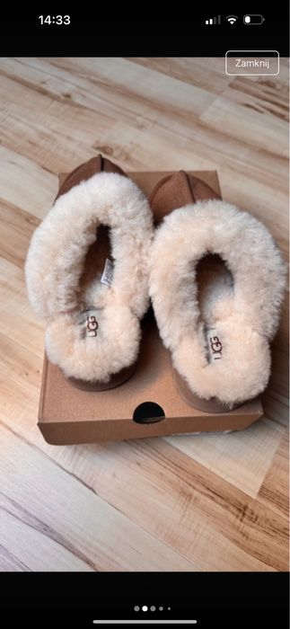 UGG klapki z futerkiem Disquette
