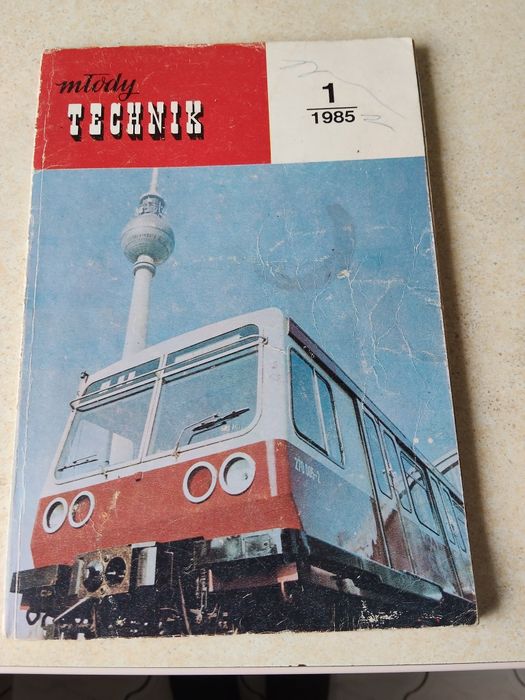 Młody TECHNIK rocznik 1985 numer 1