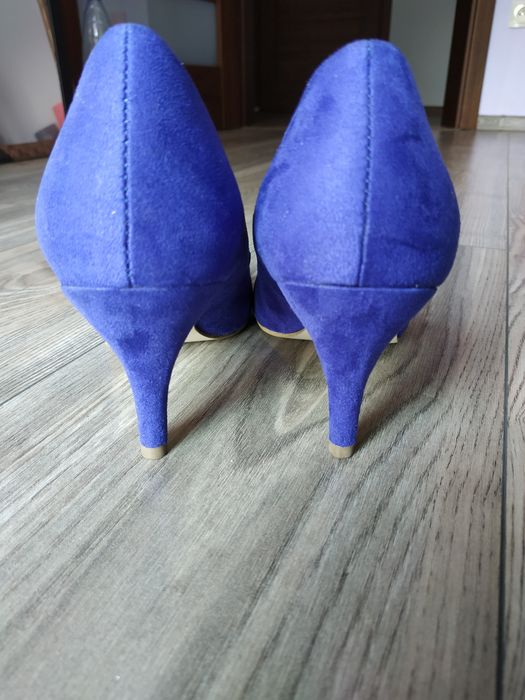 Szafirowe czółenka r.36 H&M
