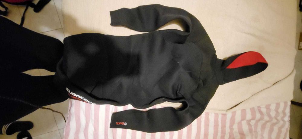 Diverso Material de mergulho