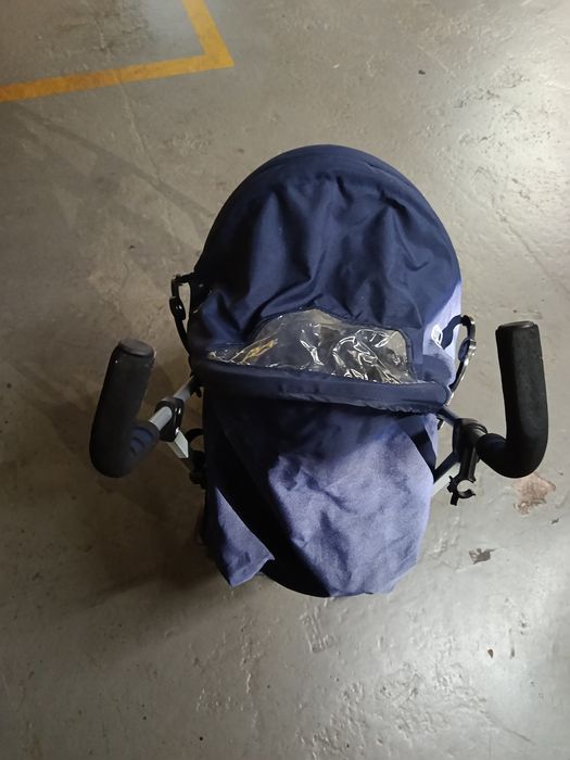 Carrinho de Bebé Dobrável – 14€