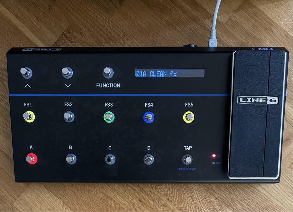 Line 6 Firehawk 1500+Pedal FBV3+iPad+Suporte do combo