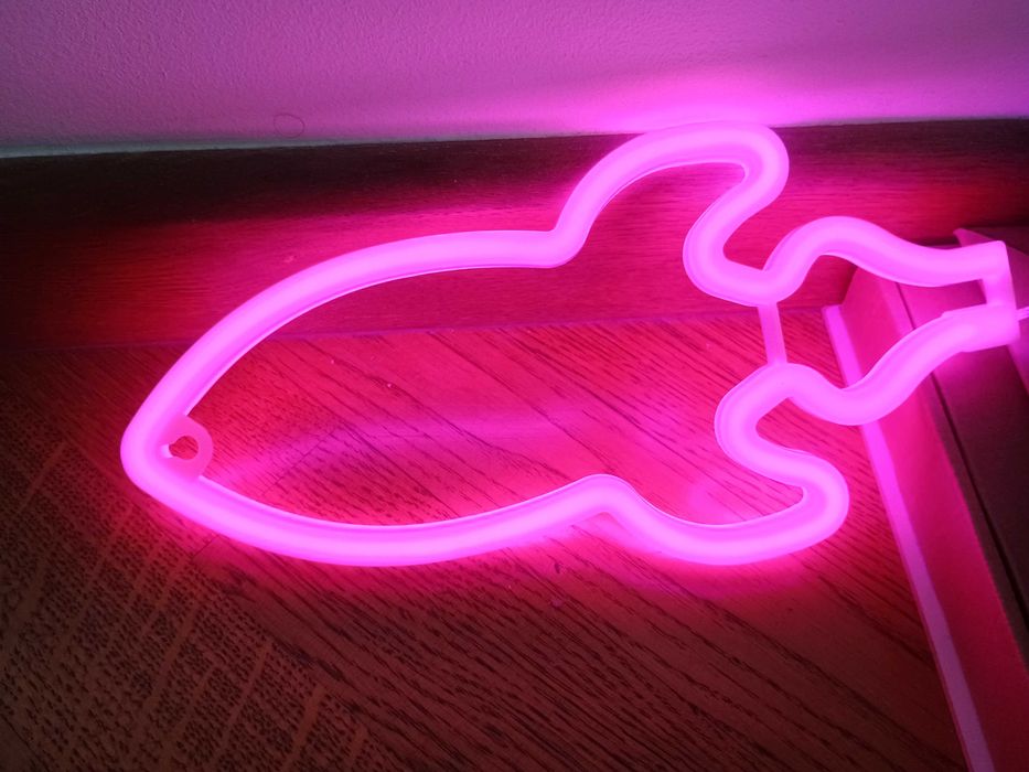 Neon rakieta ledy