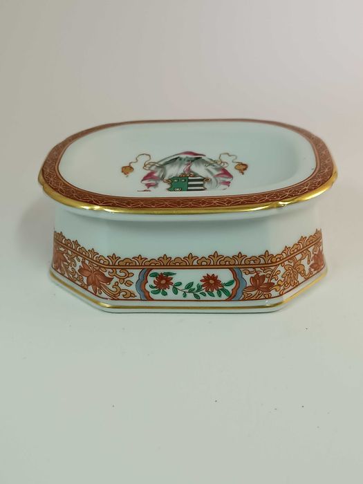 Saleiro em porcelana da Vista Alegre Companhia das Indias