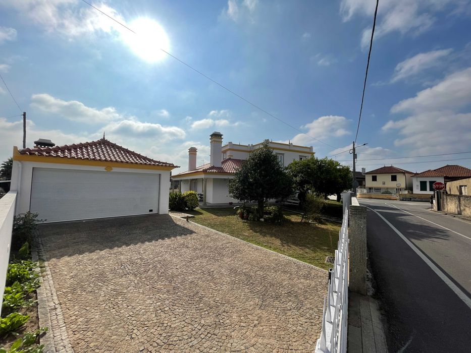 Moradia de luxo T4 - Avanca