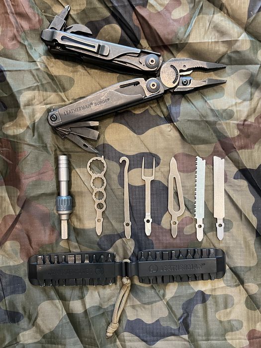 Leatherman Surge zestaw