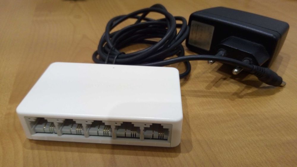 Vendo Switch 5 Portas de 100 Mb - Só 3 eur