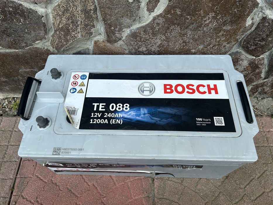 Акумулятор BOSCH 240AH EFB 12V