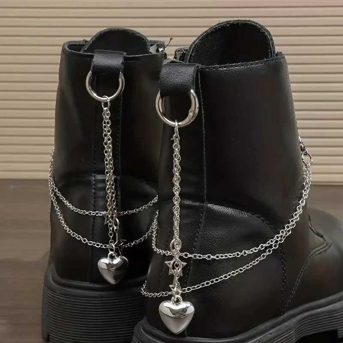 Łańcuch do butów Goth Heart Opium / Y2K