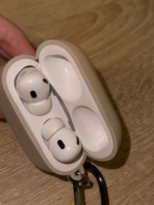 Наушники AirPods Pro 2