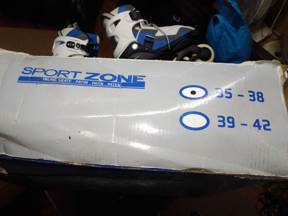 Inline skates with replaceable wheels438276713140736001