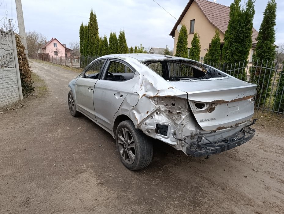 Хюндай елантра АД LIMITED 2016