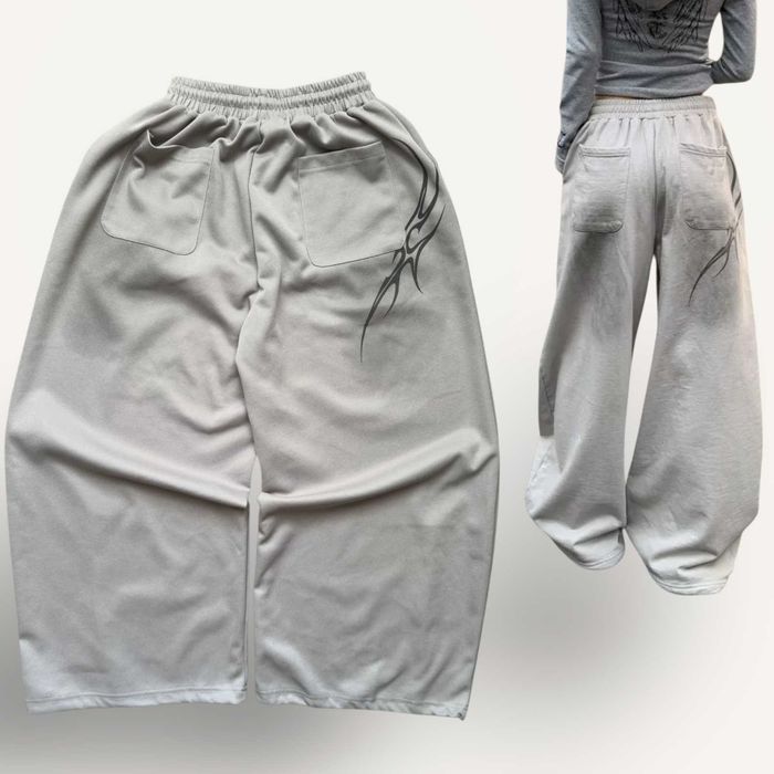 Сучасні стильні широкі штани сірі з написом oversize sweatpants