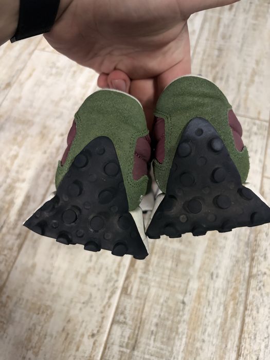 Жіночі кросівки New Balnce 327