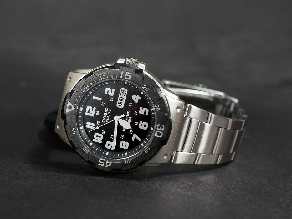 Casio MRW-200HD-1BV Ø44мм. Новий. З коробкою.