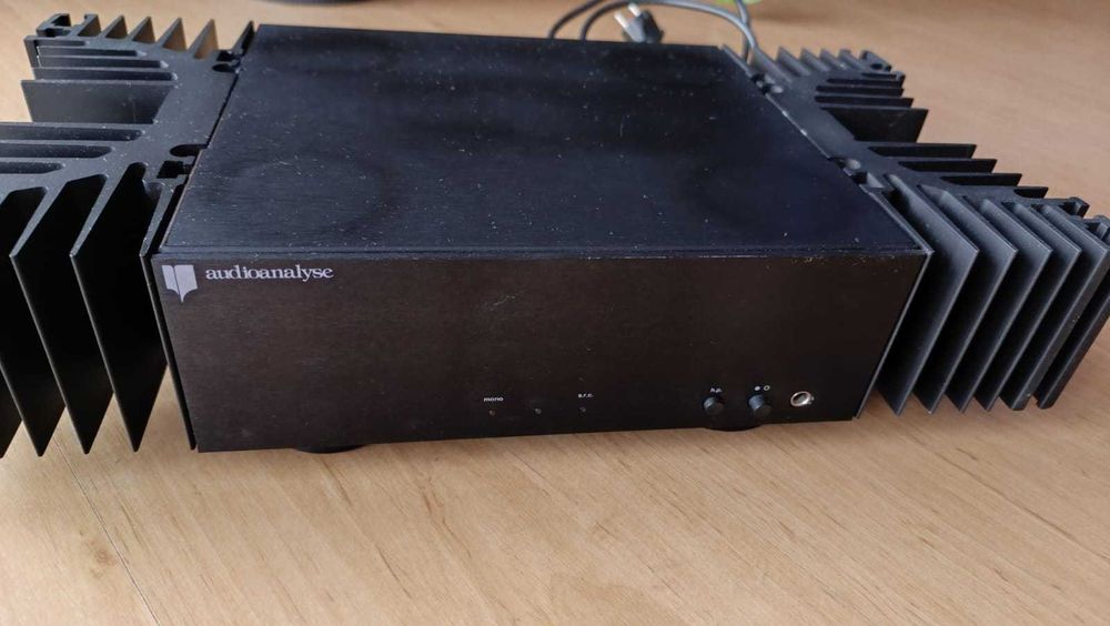 Końcówka mocy wzmacniacz Audioanalyse B90 klasa A