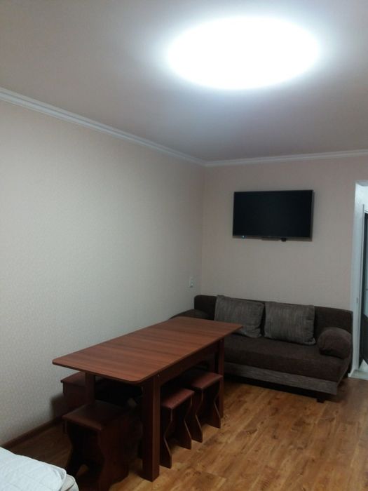 Сдам свою 2-комнатную квартиру, 8 спальных мест.