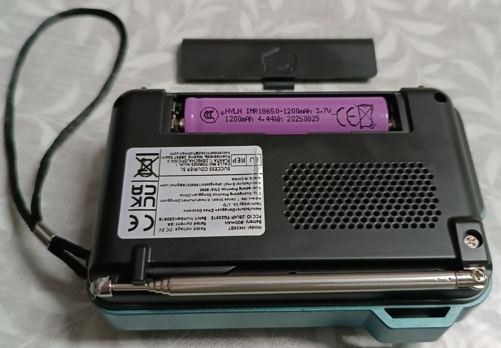 Rádio FM portátil (novo)