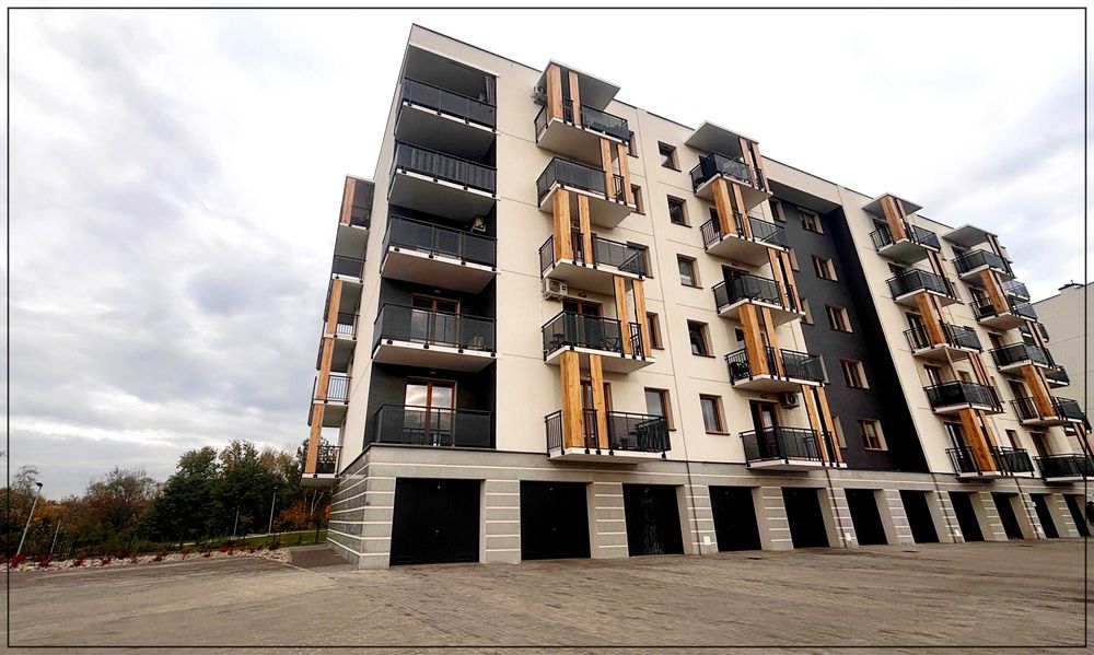 Komfortowy apartament/ balkon/ klimatyzacja/ winda/ parking/ zamknięte osiedle