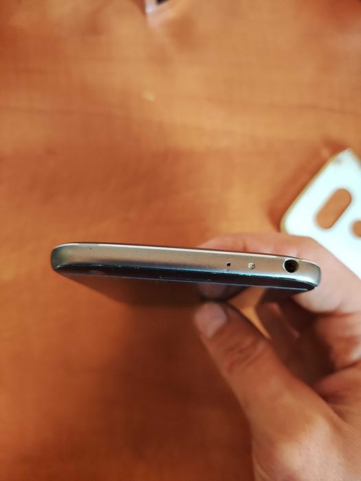 LG G5 smartfon z 2016 roku