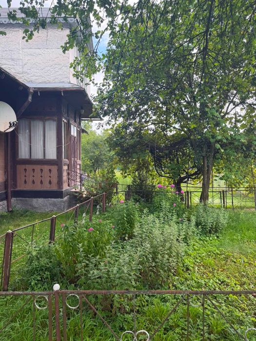 Будинок в мальовничій місцевості. ПОСТАНОВИ/ПРОГРАМИ