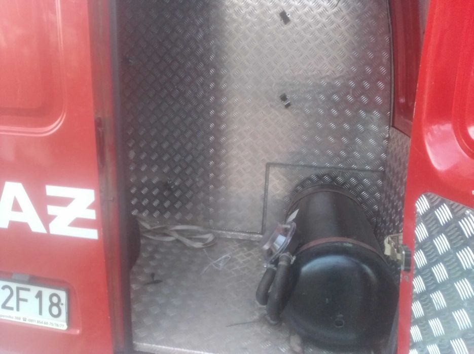 Gazela 2.5 l benzyna+gaz4x4