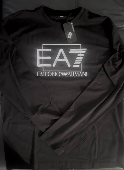 Czarny , oryginalny longsleeve Emporio Armani 7