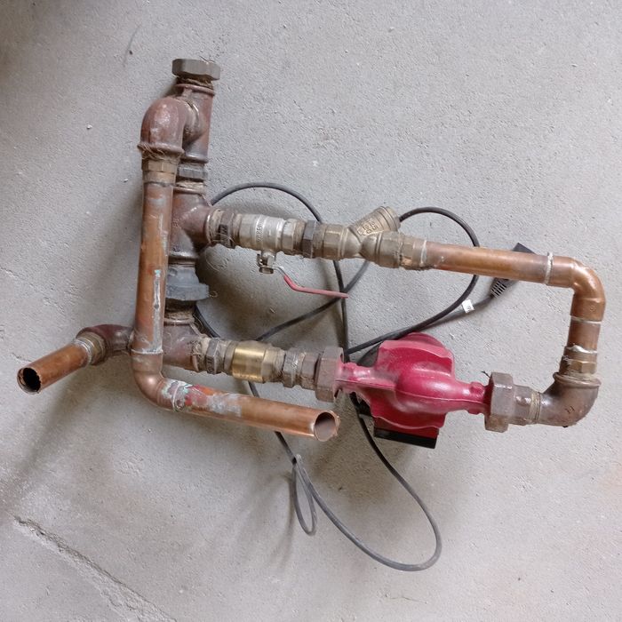 Obejście pompowe do pieca C.O. wraz z pompą Grundfos