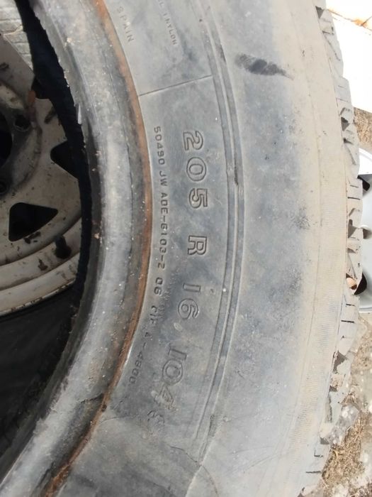Pneu Firestone 205R16