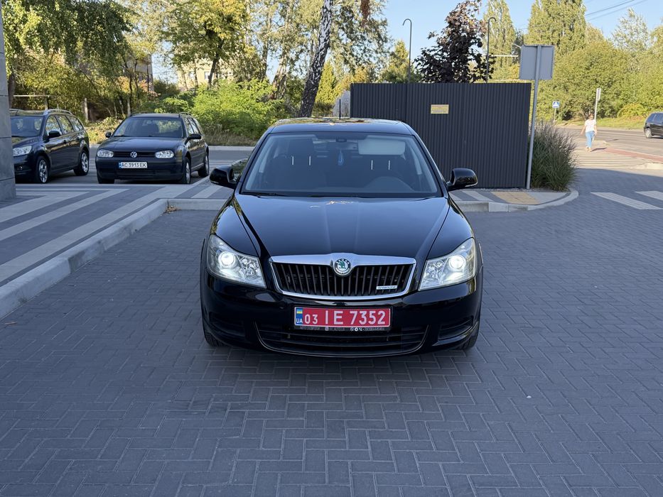 Skoda Octavia 2012 VIN TMBCT21Z6B2173588 фото оголошення 2 з 24