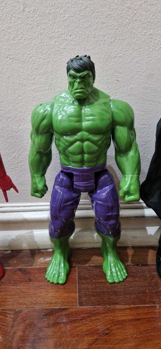 Conjunto de figuras Star Wars e Marvel