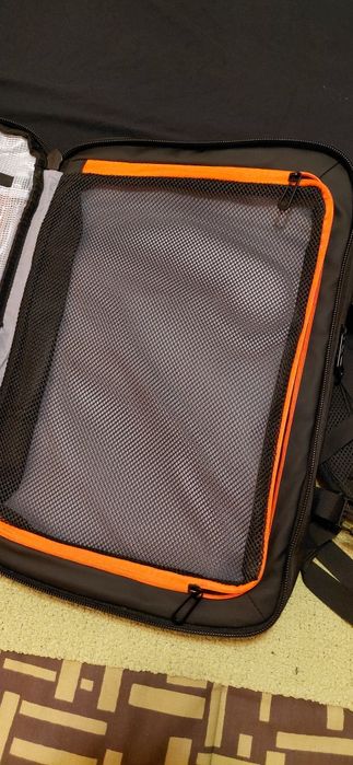 Mochila Bange Expandível - Modelo "The Expandable" (Como Nova)