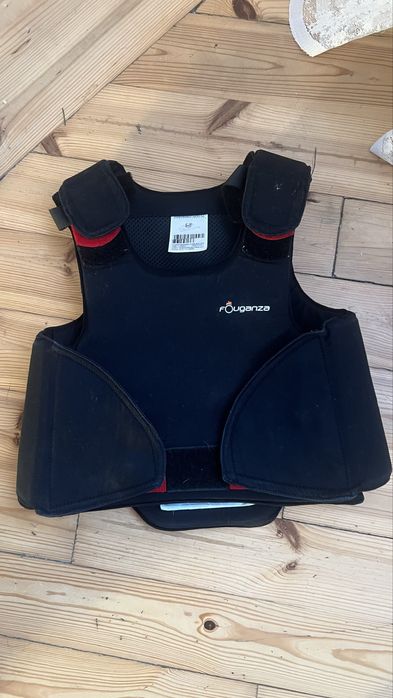 Жилет  дитячий 12-14 р. доя кінного спорту